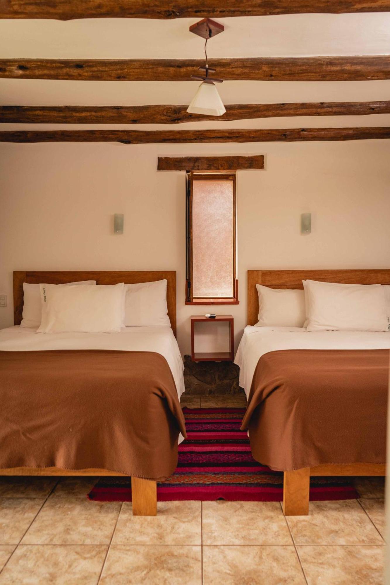 Lizzy Wasi Urubamba Hotel Exterior photo